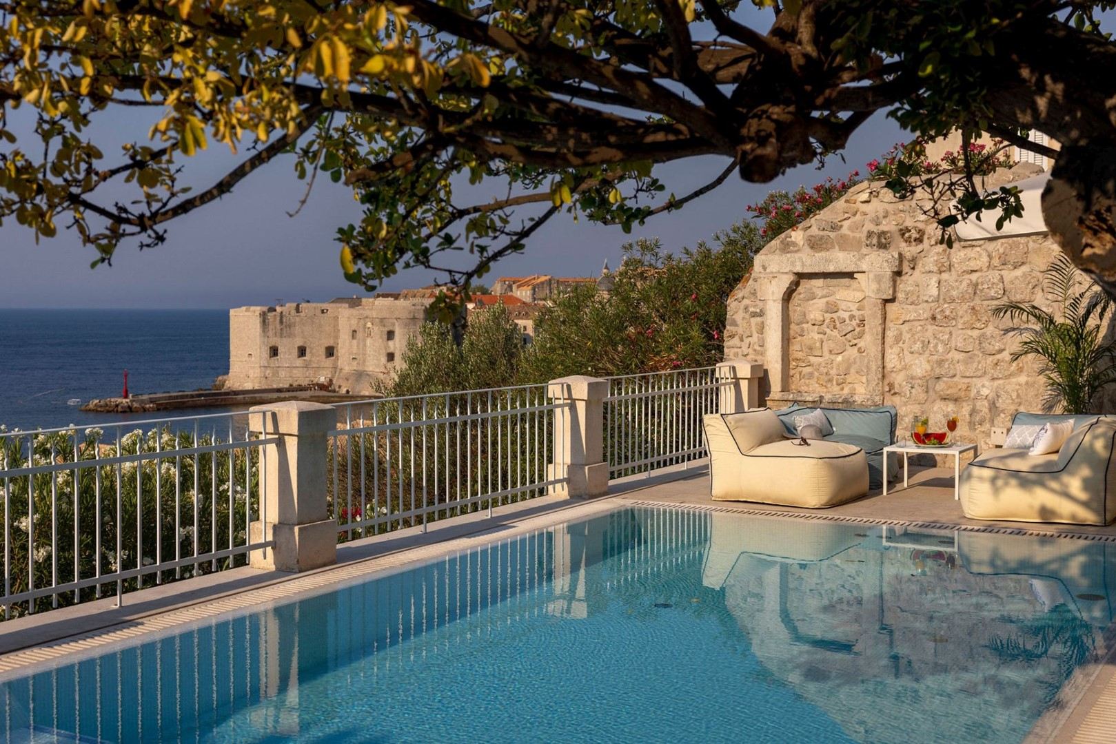 Villa Opulent