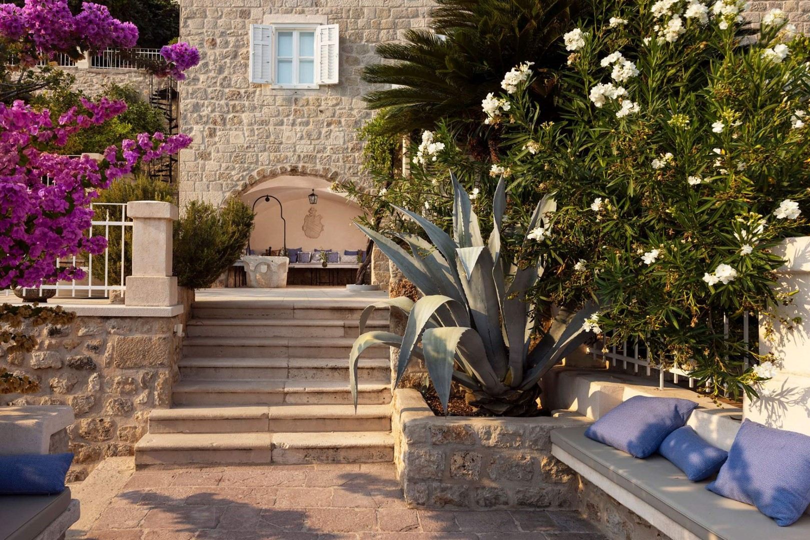 Villa Opulent