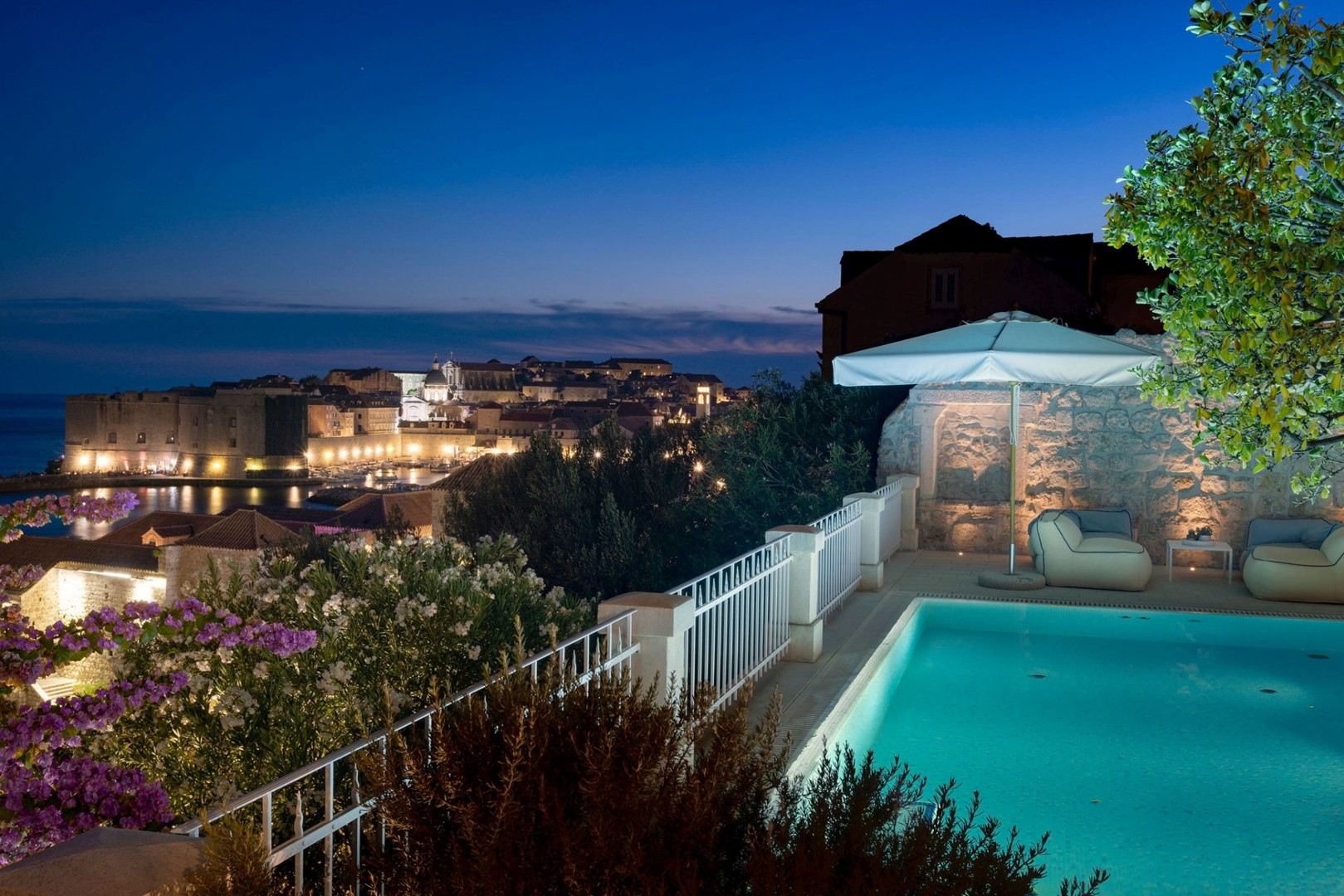 Villa Opulent