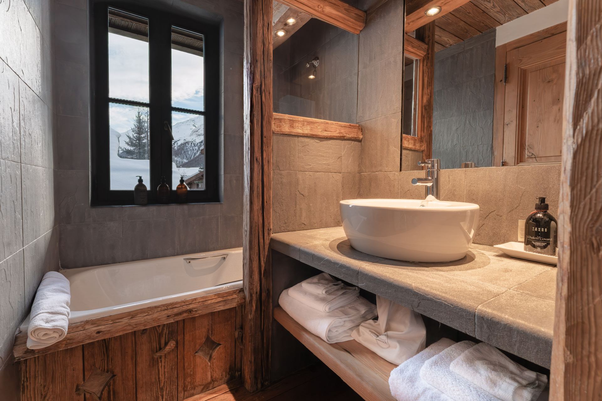 Chalet Alice