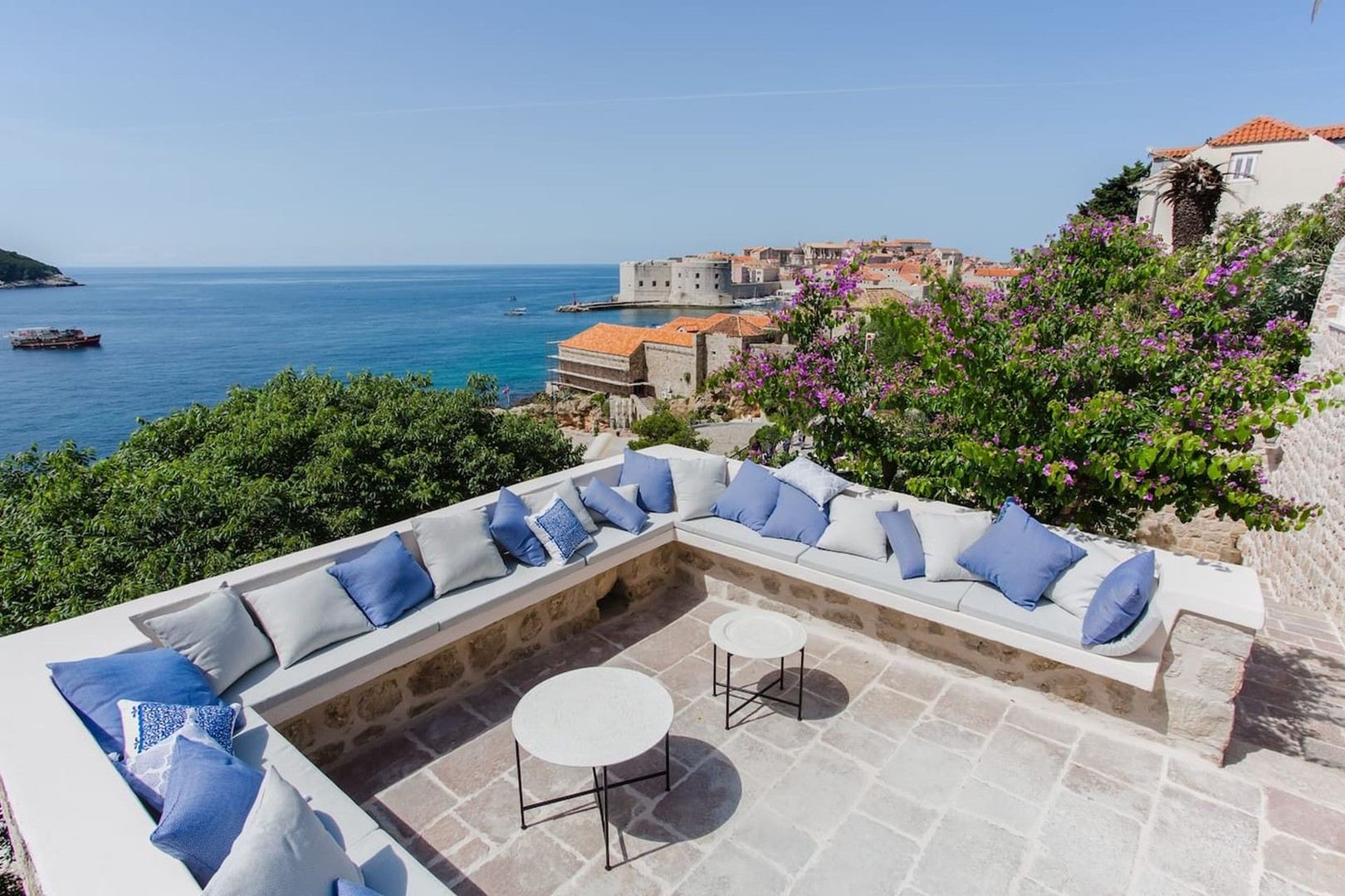 Villa Opulent