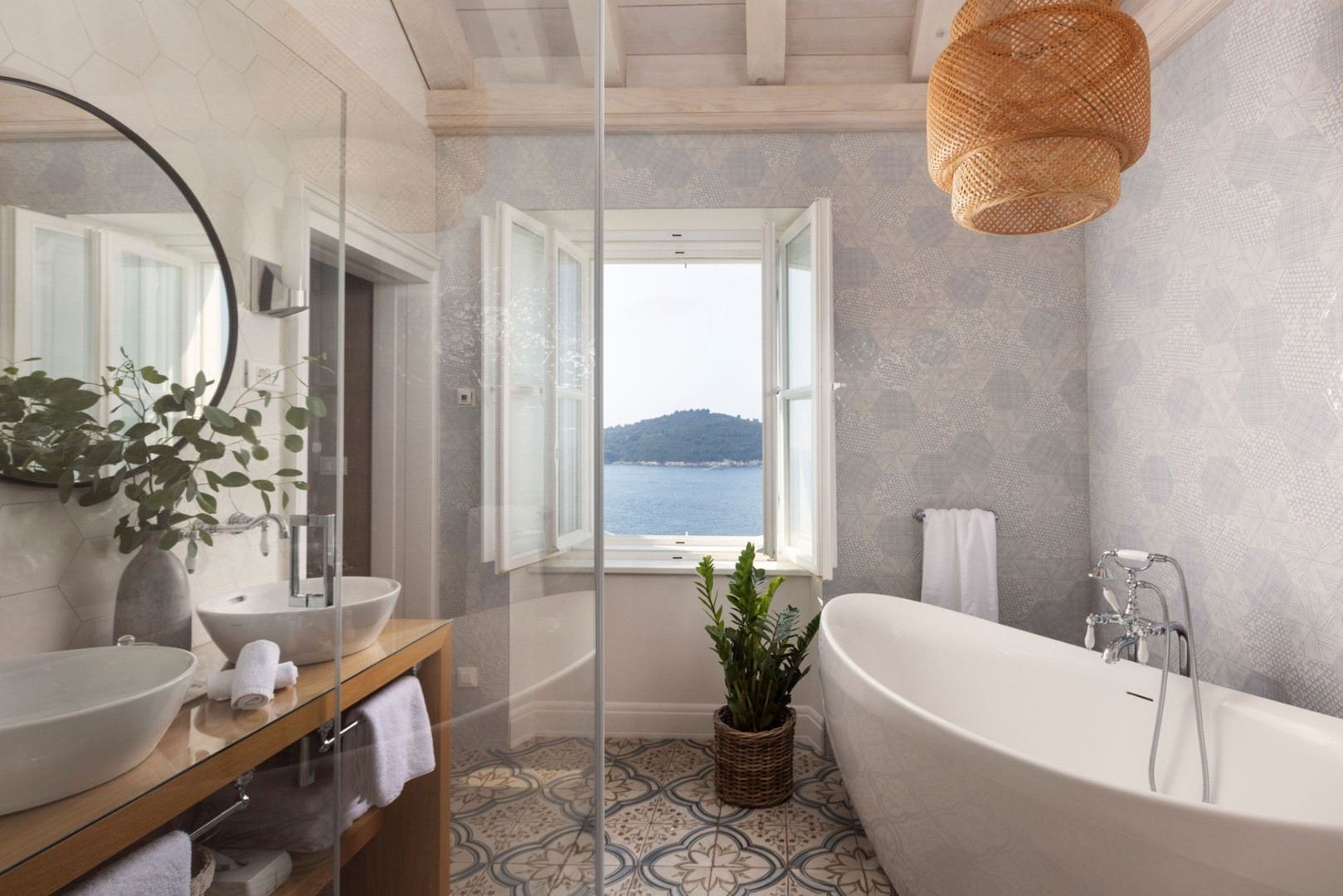 Villa Opulent