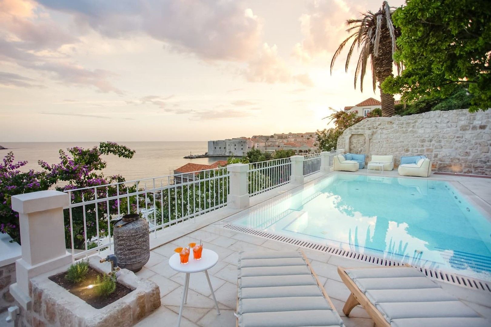 Villa Opulent