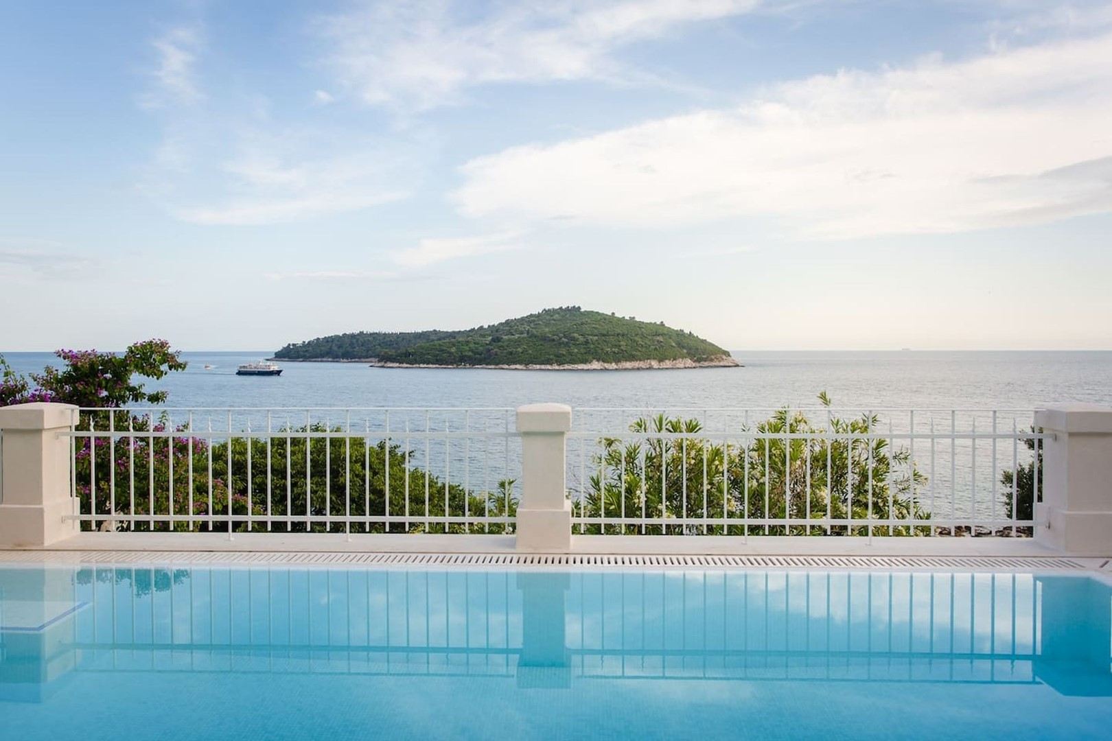 Villa Opulent