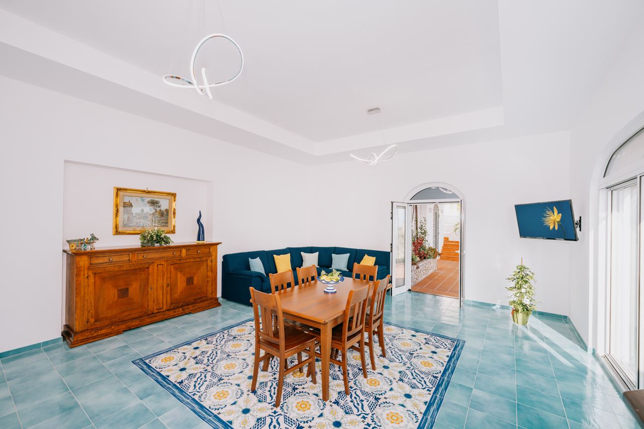 Villa Eris