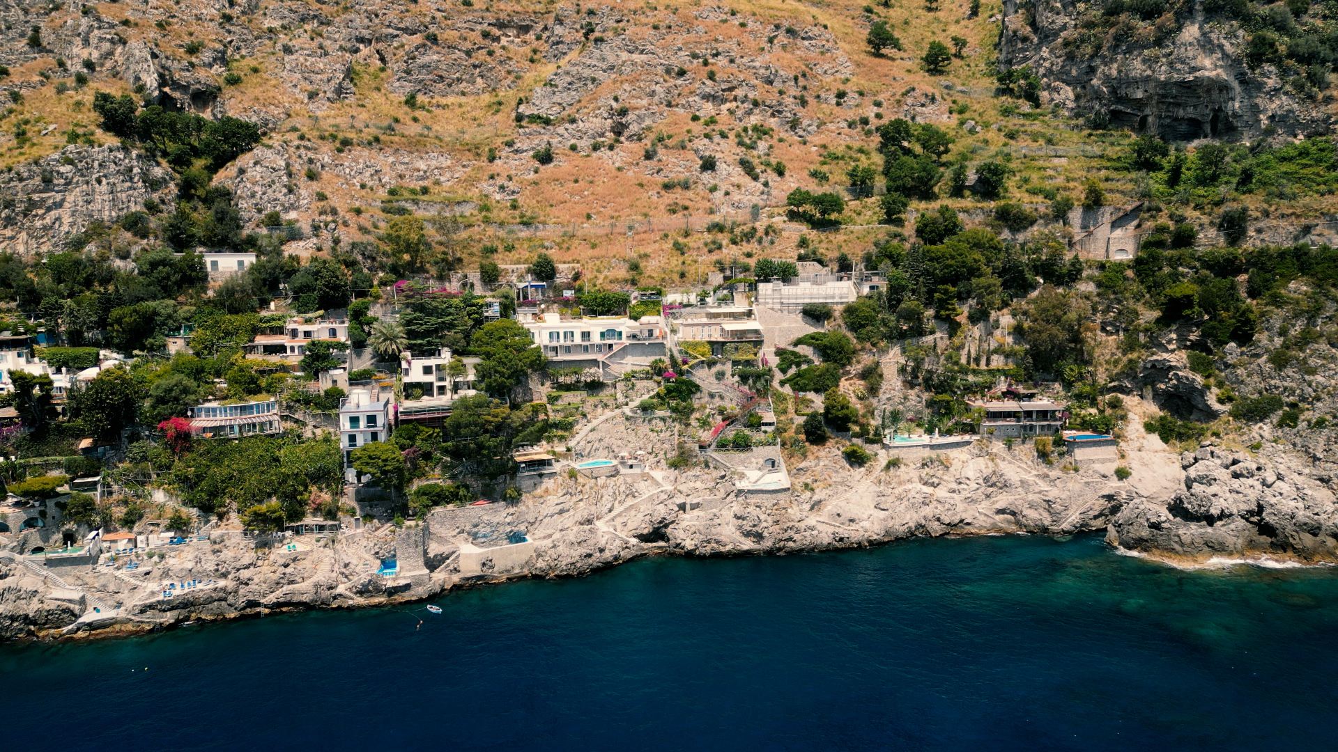 Villa Eris