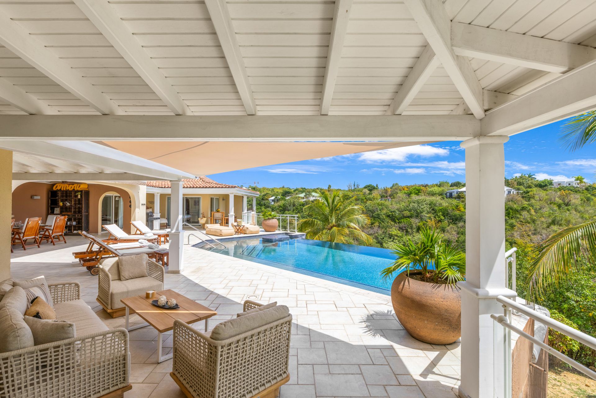 Villa Sea Vous Play