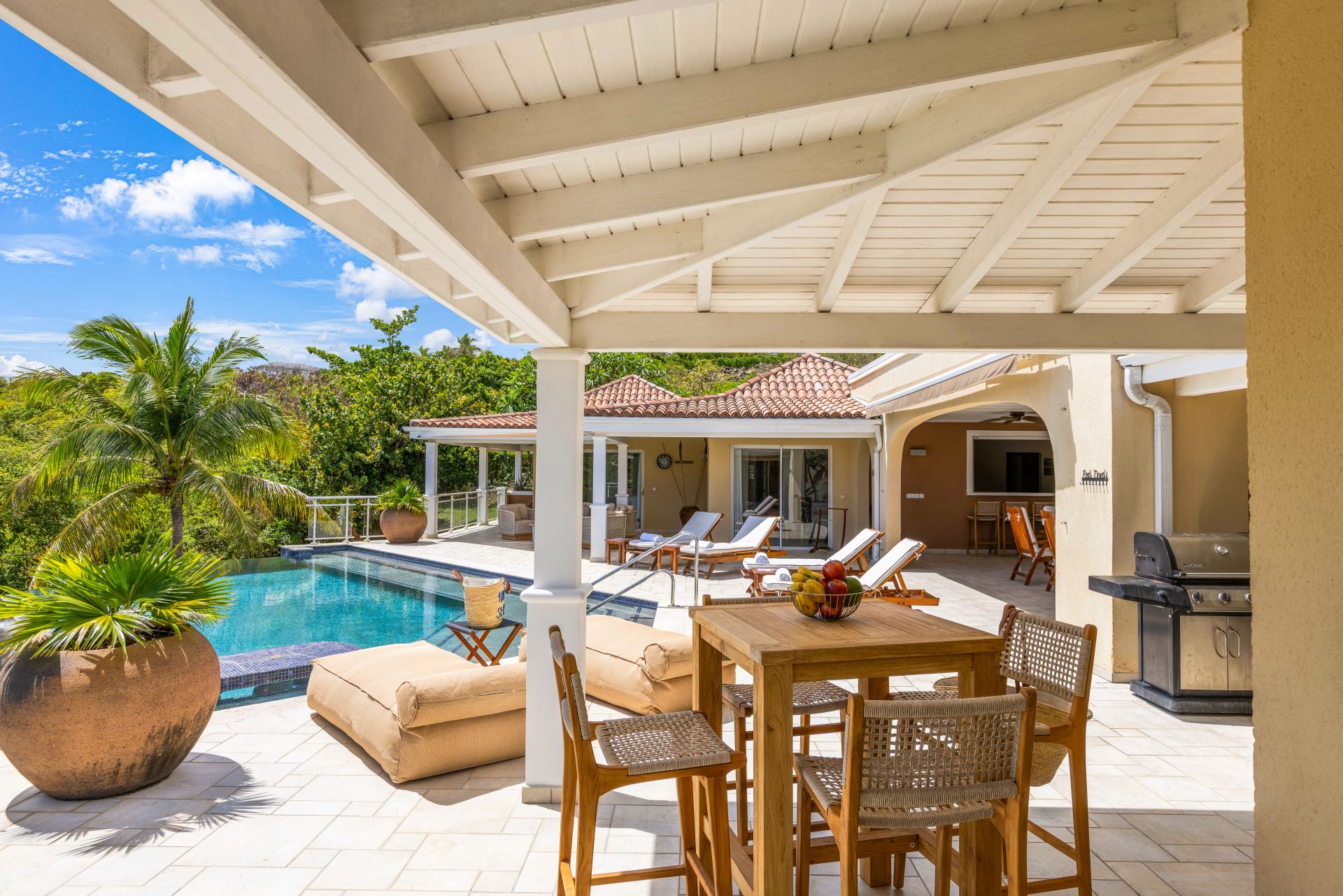 Villa Sea Vous Play
