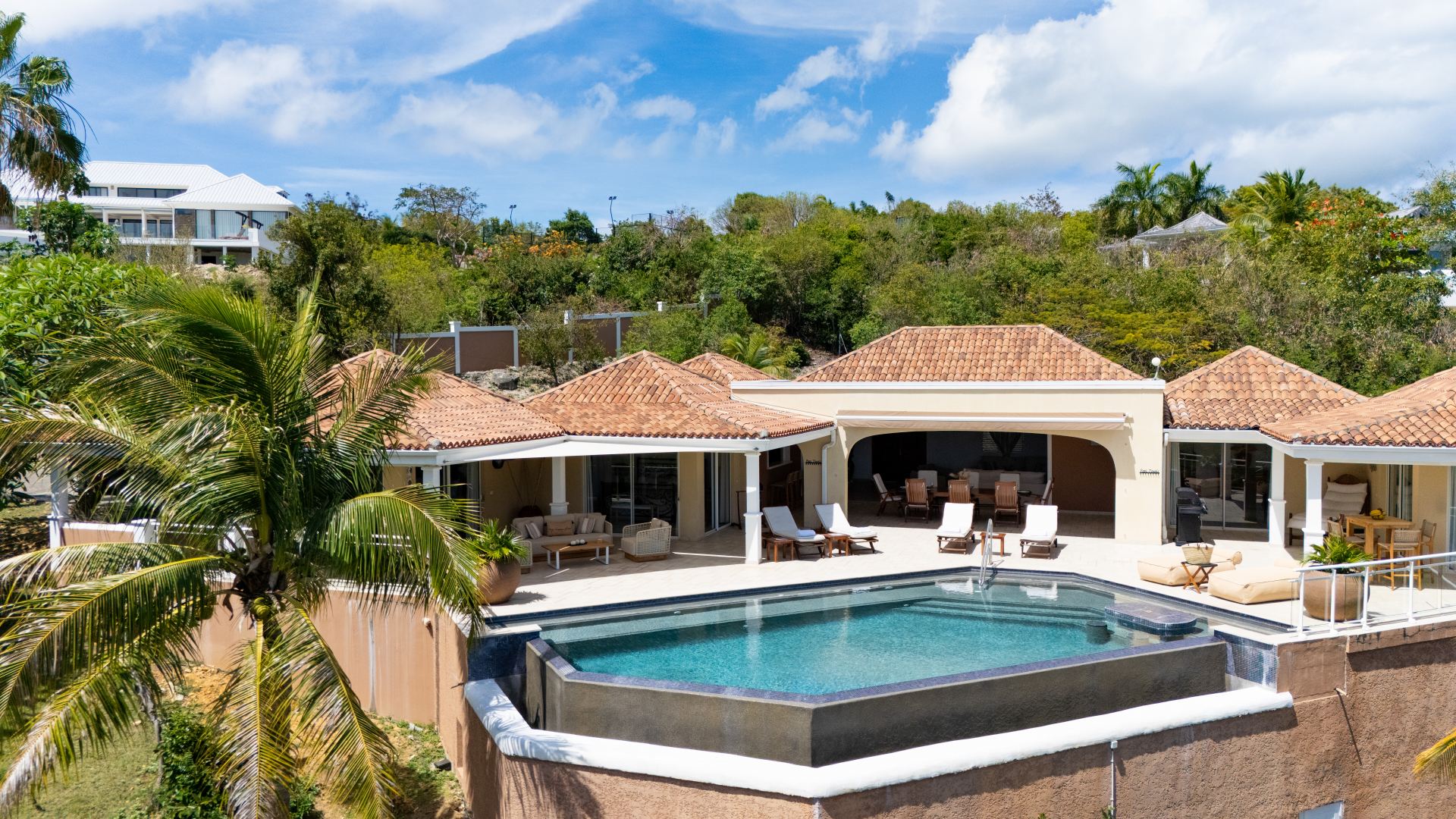 Villa Sea Vous Play