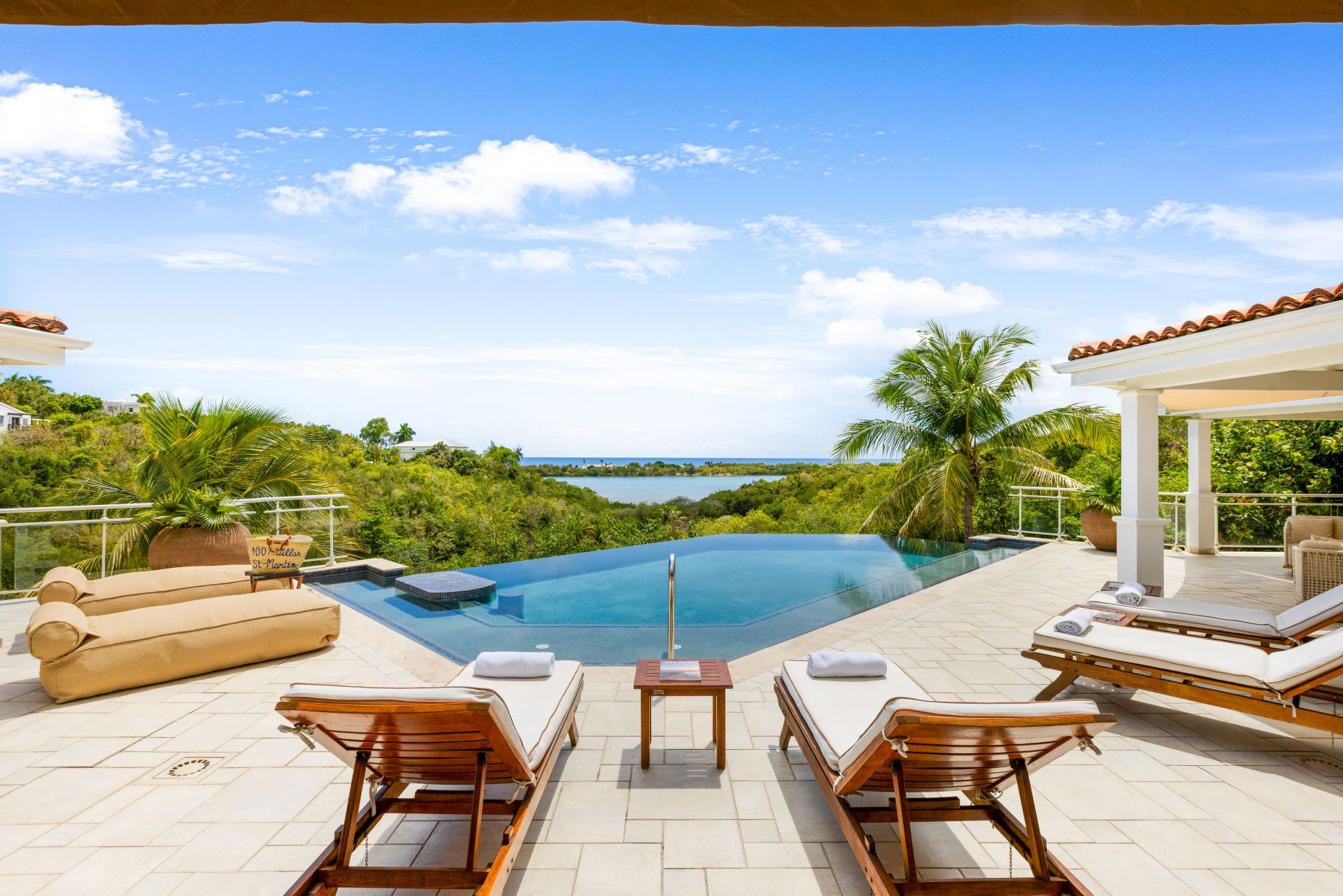 Villa Sea Vous Play