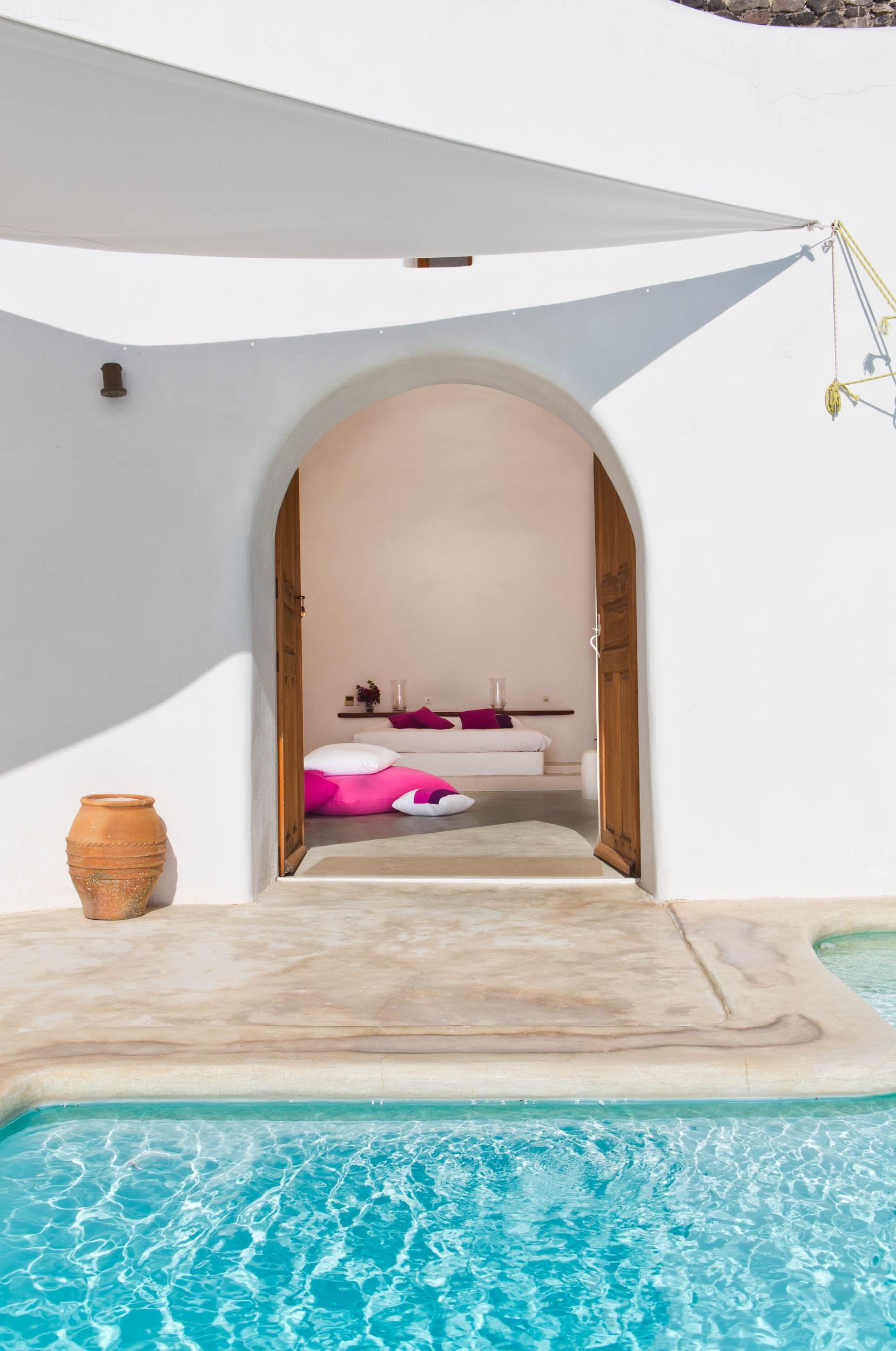 Perivolas Villas