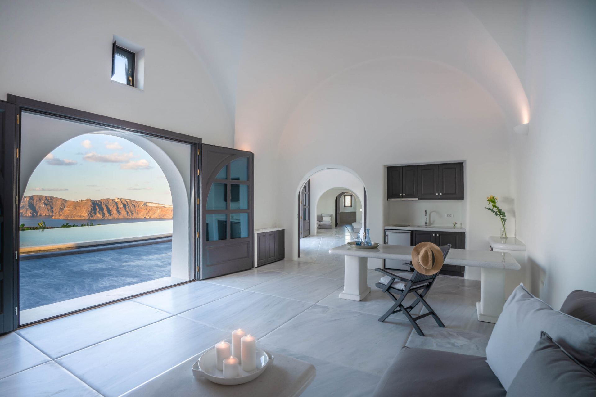 Perivolas Villas