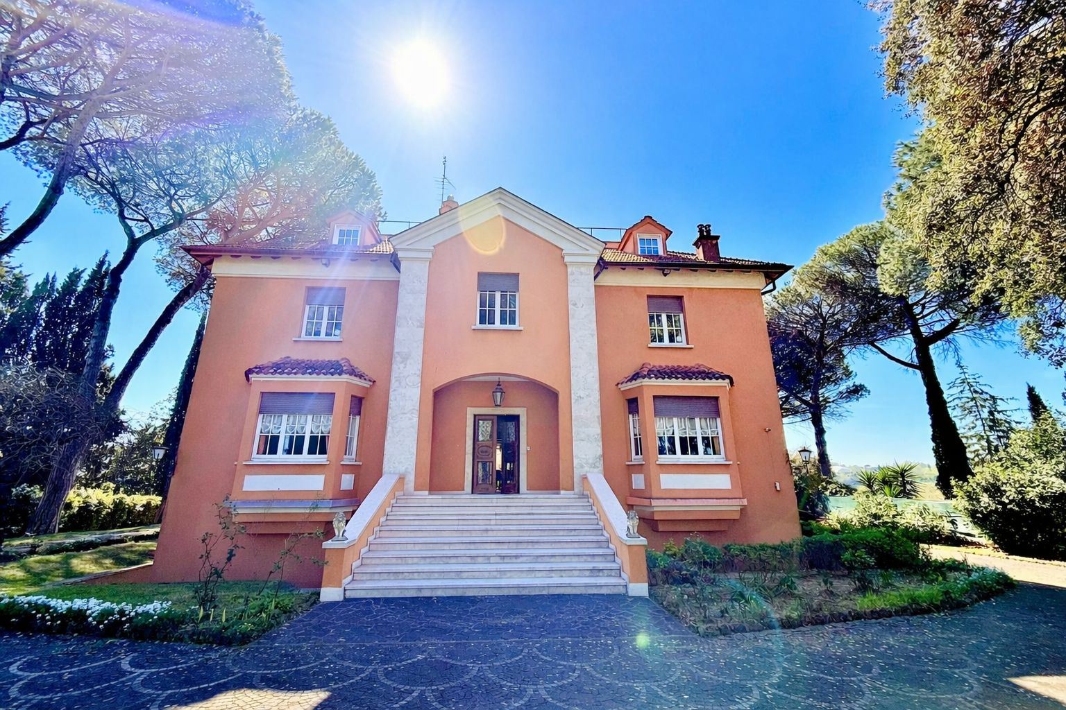 Villa Gucci