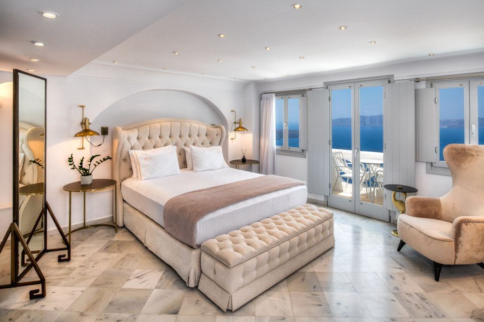Royal Suite with Outdoor Jacuzzi