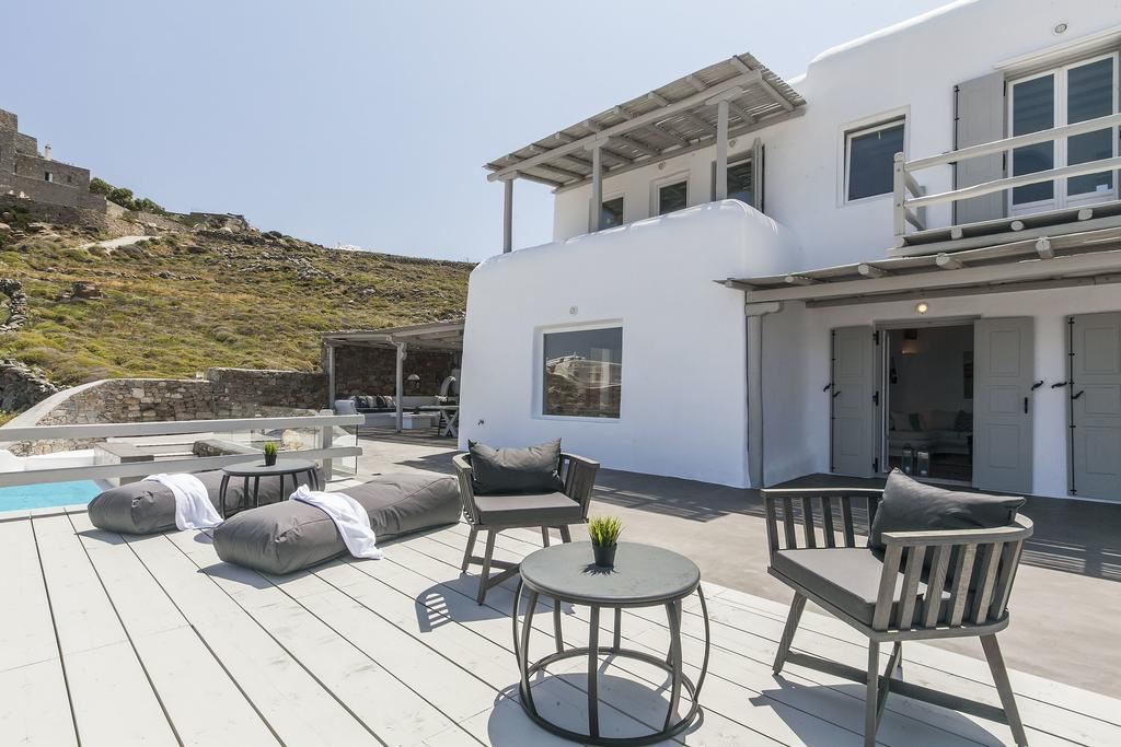 Villa Tonic