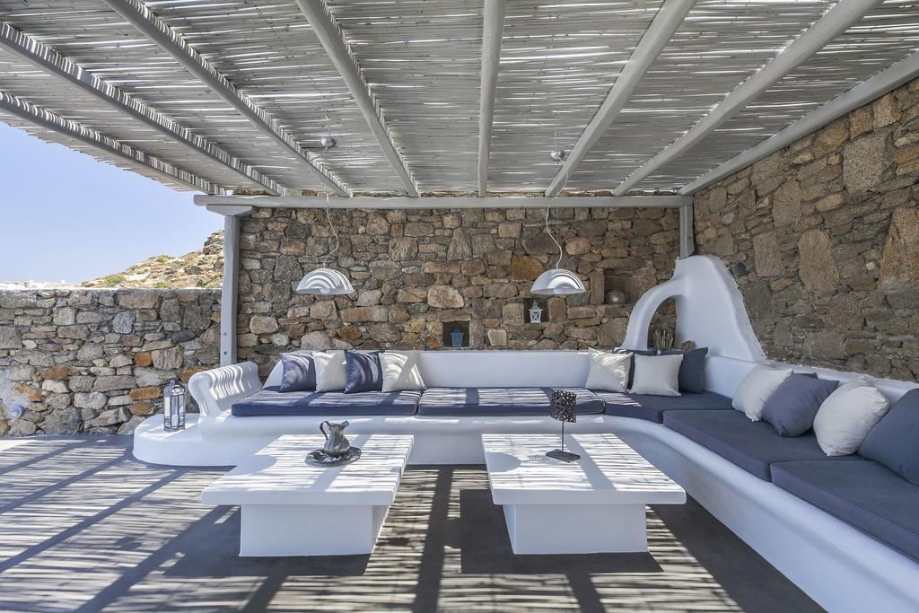 Villa Tonic
