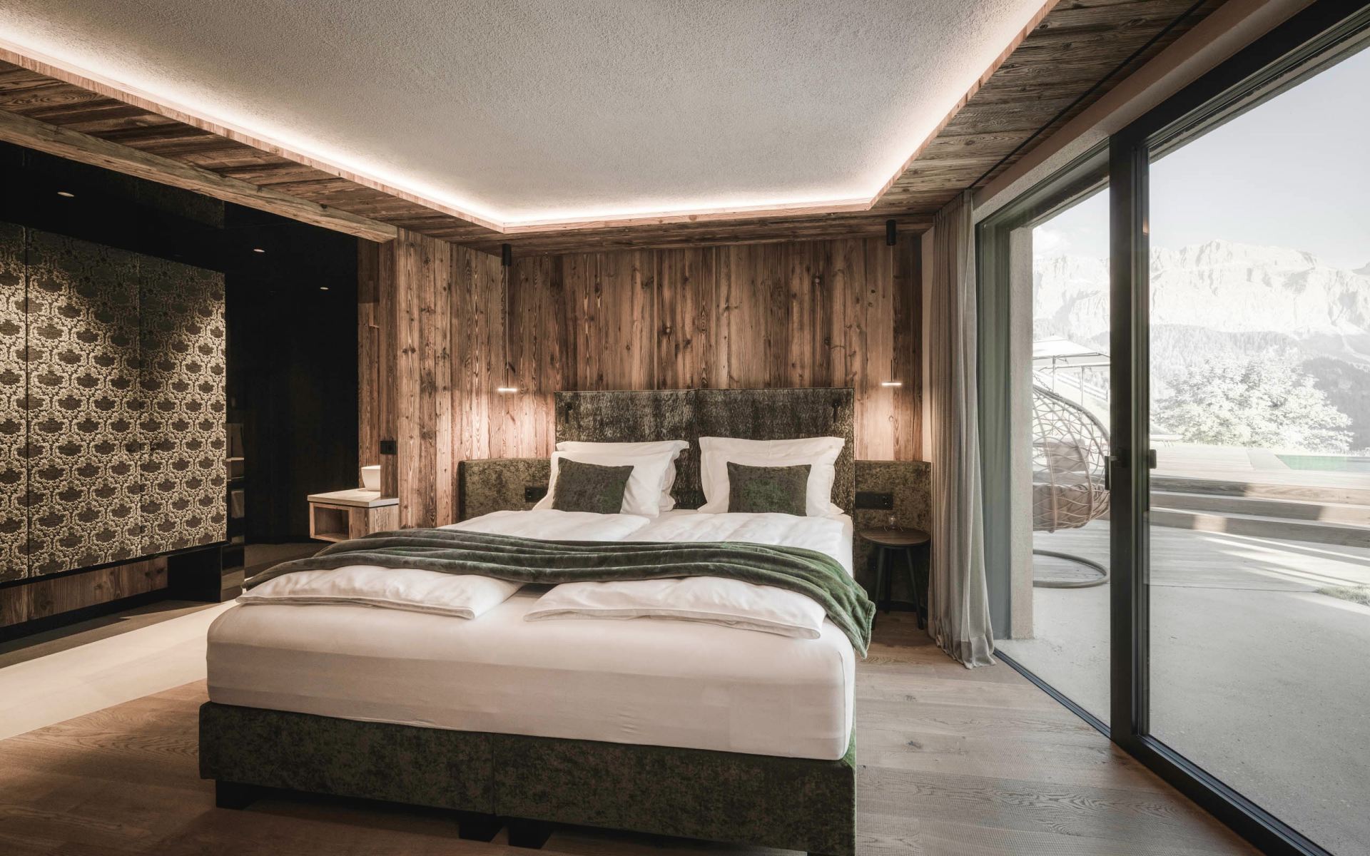 Lum d Or Spa Chalet