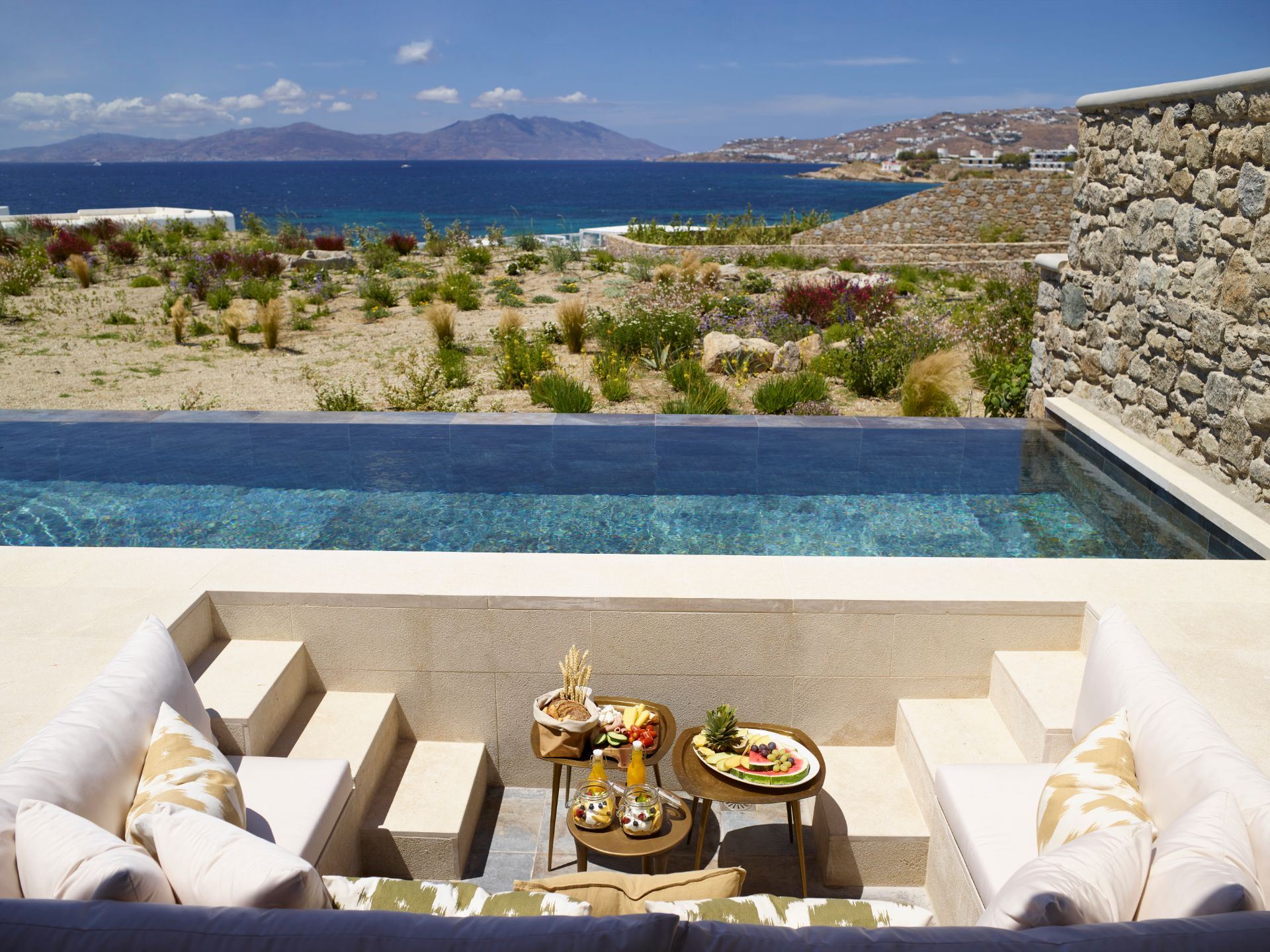 Two Bedroom Villa Sea View with Private Heated Pools