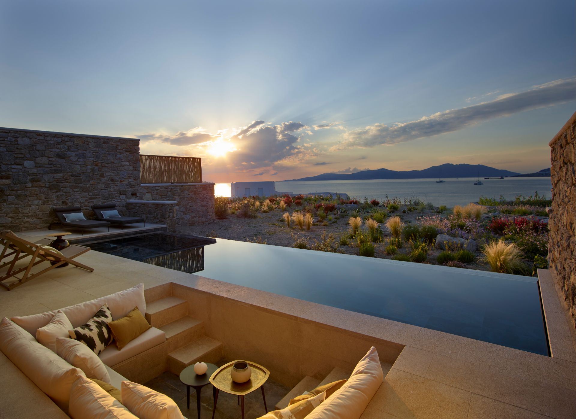 Two Bedroom Villa Sea View with Private Heated Pools