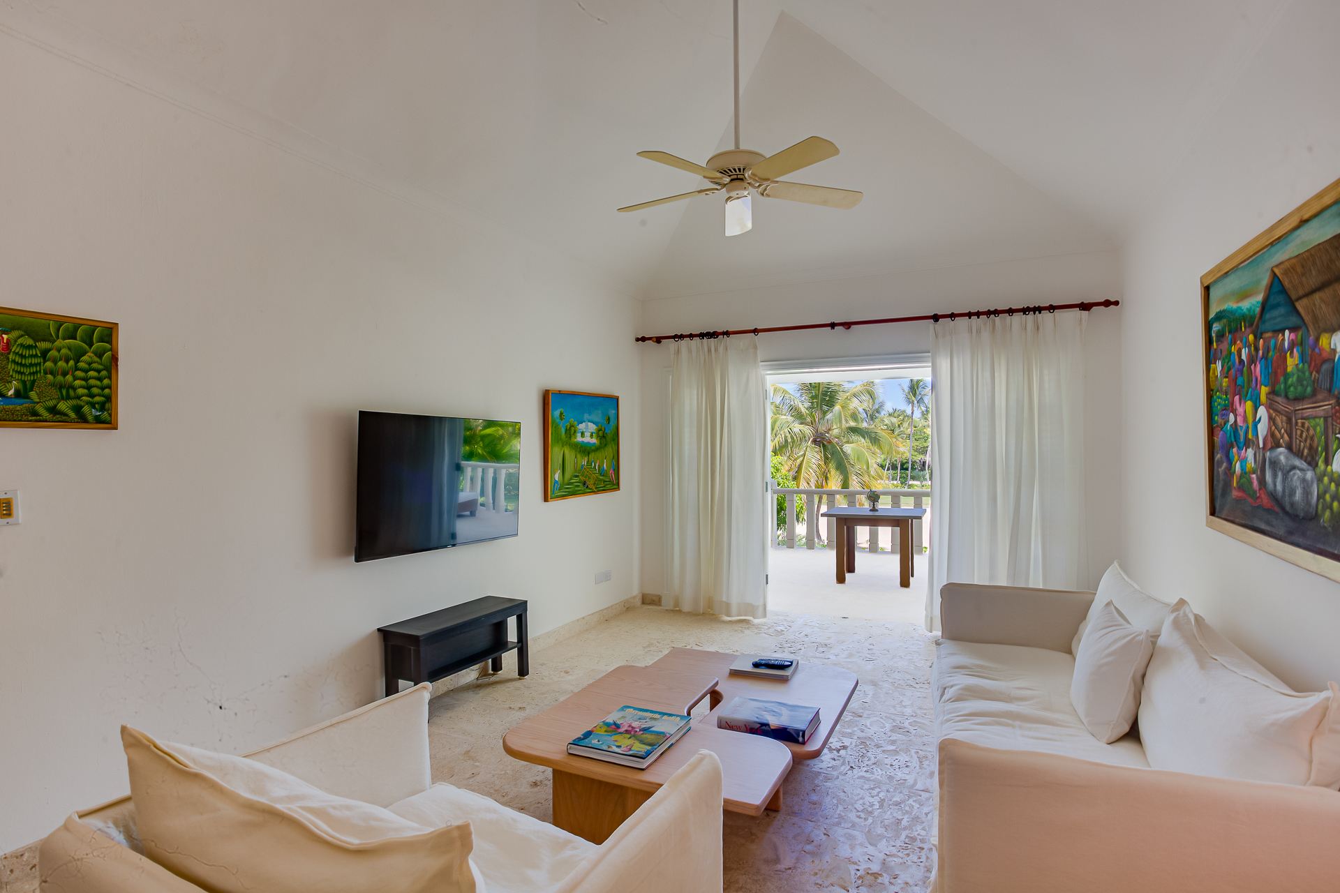 Villa Tortuga Bay B14