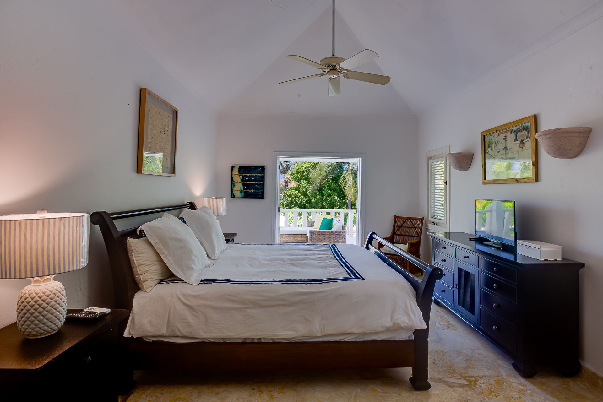 Villa Tortuga Bay B14