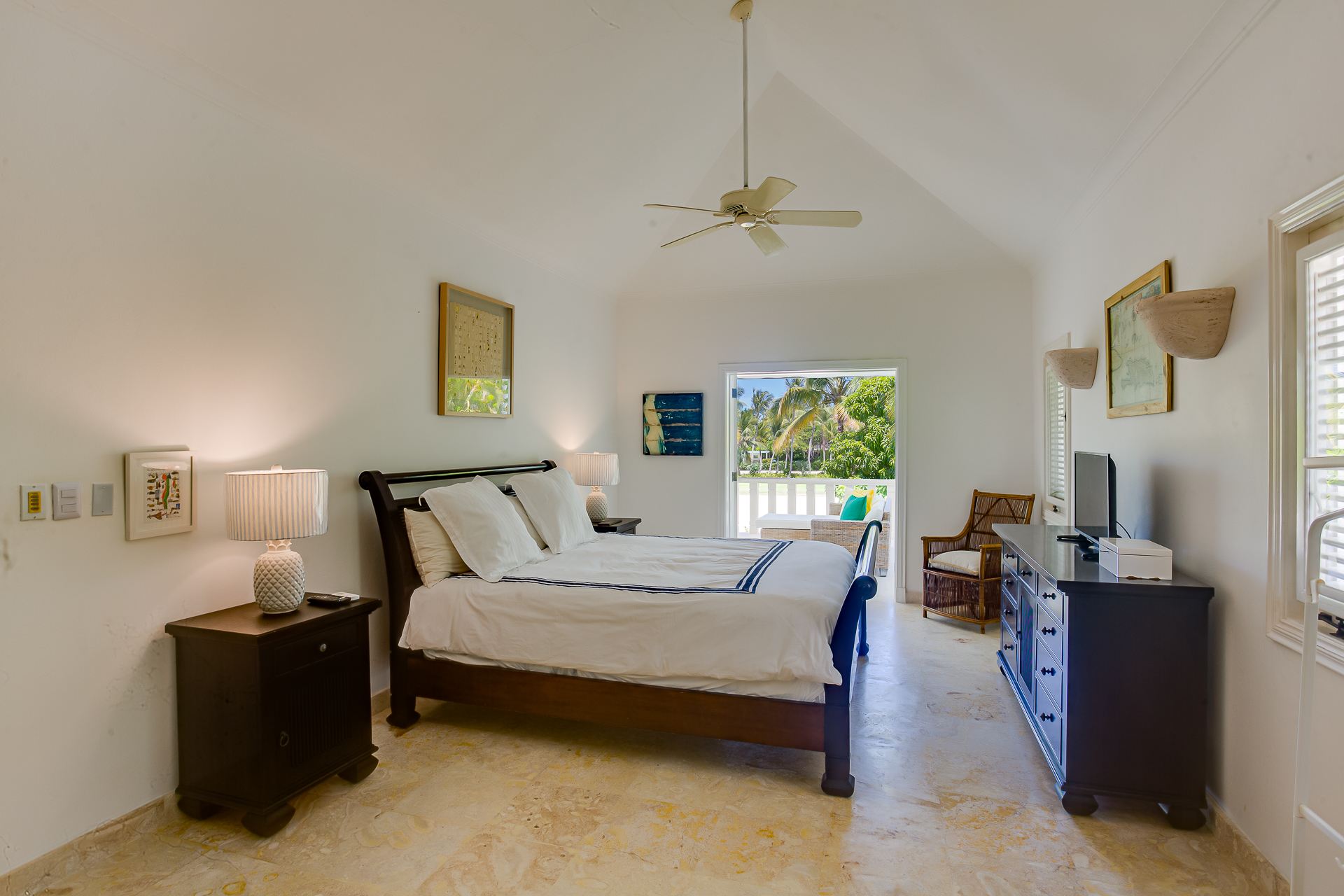 Villa Tortuga Bay B14
